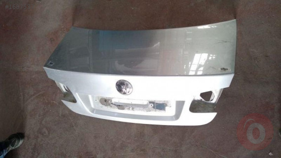 VOLKSWAGEN JETTA 2005 2010 BAGAJ KAPAĞI 1K5827025