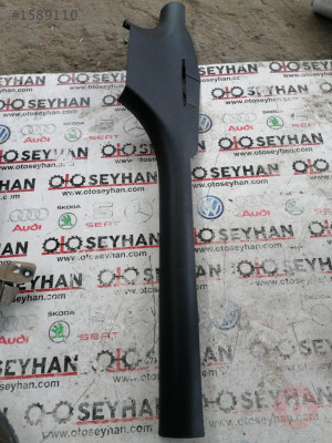 8V5853906A audi a3 2020 sağ iç marşbiyel eşik kaplaması