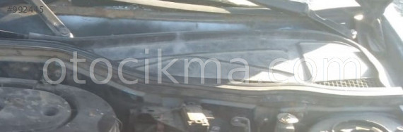 1997 renault r19 1.4 enerji çıkma ön cam ızgarası