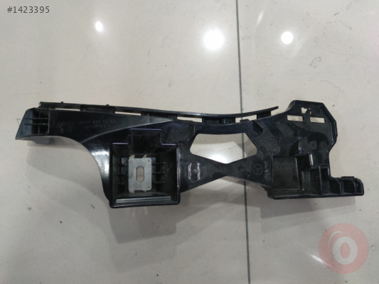 Mercedes E Serisi W213 Arka Tampon Tutucu Sol