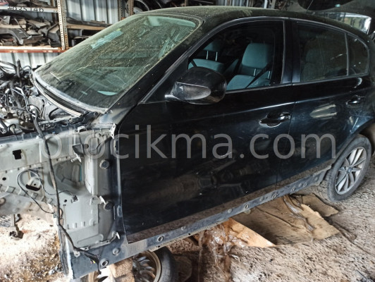 BMW 116 E87 SOL ÖN KAPI