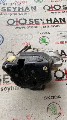 4F0839016 audi a3 sportback 2008 sağ arka kapı kilidi