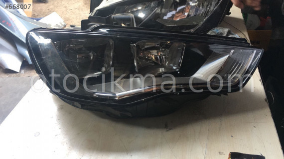 Audi a3 sağ far ve tüm audi çıkma parçalar