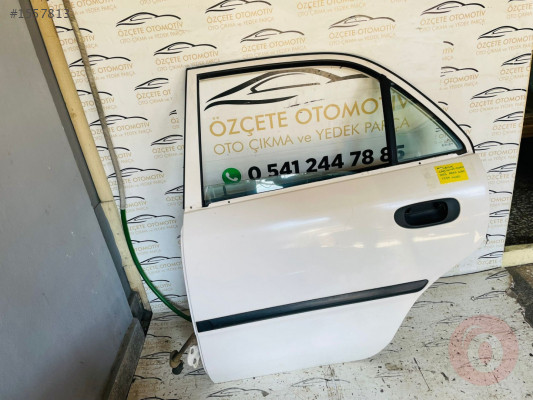 MİTSUBİSHİ CARİZMA SAĞ ARKA KAPI ORJİNAL ÇIKMA 1999 MODEL