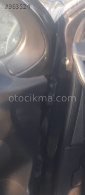 peugeot 207 1.4 benzinli çıkma kapı menteşeleri