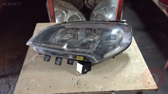 Fiat Doblo sağ far