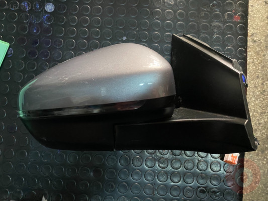 Peugeot 3008 suw sağ ayna