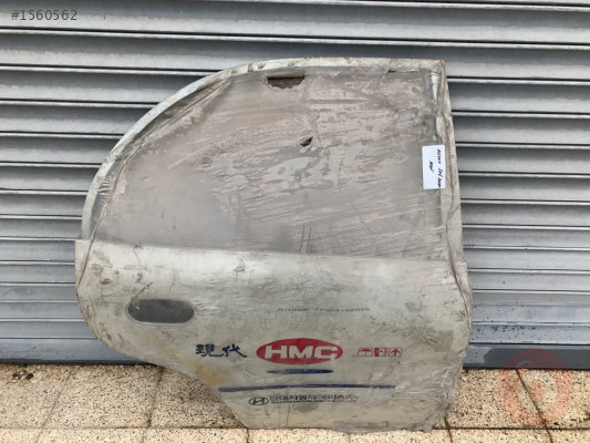 HYUNDAİ ACCENT ÇIKMA SIFIR ORJİNAL SAĞ ARKA KAPI 1996-01