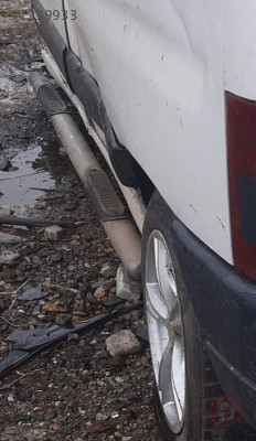 2000 model peugeot partner 1.9 d çıkma sol takım basamak