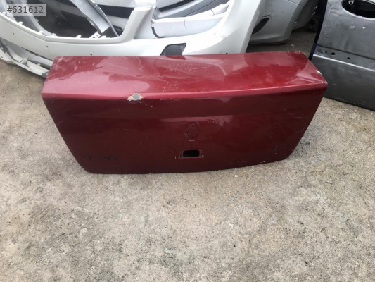 2002 Renault Clio arka Bağaj çıkma parça