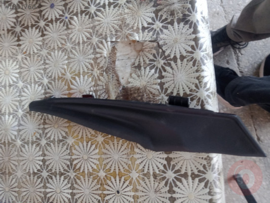 Toyota Auris Ön Cam Alt Izgara Sağ 2013-2018