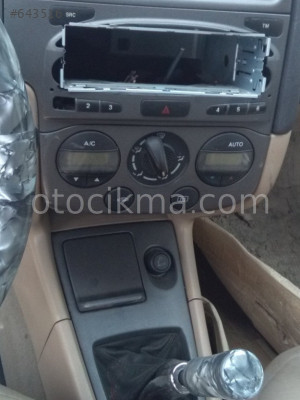 2000 NİSSAN PRİMERA 1.8 HATASIZ KLİMA KONTROL DÜĞMELERİ.