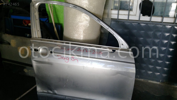 VOLKWAGEN TİGUAN SAĞ ÖN KAPI 17-18