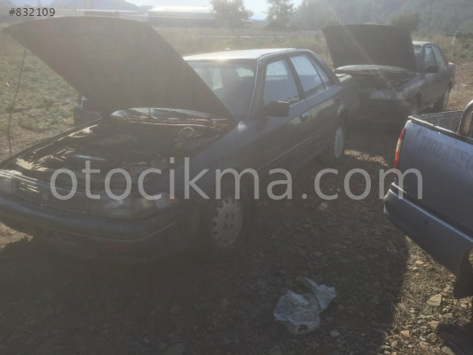 TOYOTA CORONA SOL ARKA KAPI