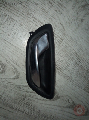 Megane 4 çıkma sol ön kapı kolu iç