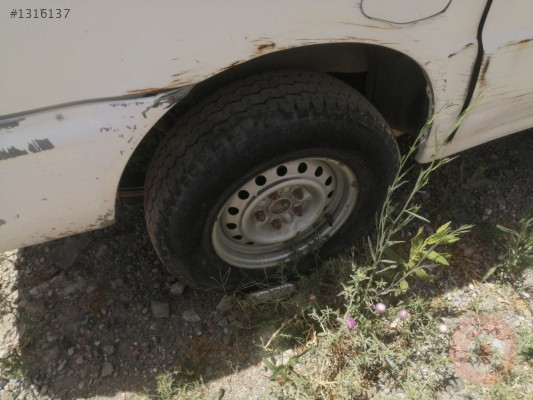 nissan vanetta arka makas