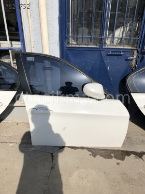 Bmw E90 çıkma hatasız kapı