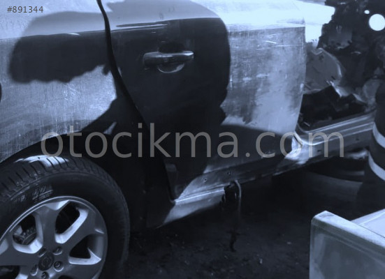 2010 VOLVO XC60 ÇIKMA SAĞ MARŞBİYEL.
