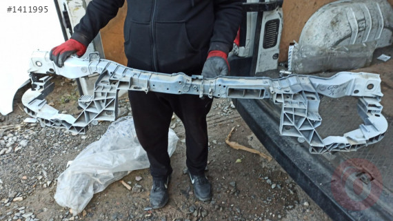 FOCUS 3 ON PANEL ORJ CİKMA 2011-2015 BM51 8B041