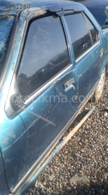 1997 model renault r19 1.4 çıkma sol takım kapı