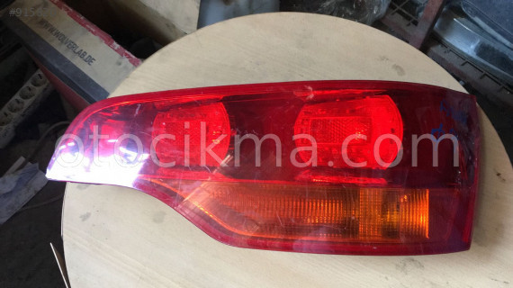AUDİ Q7 SOL STOP VE TÜM ÇIKMA YEDEK PARÇALAR