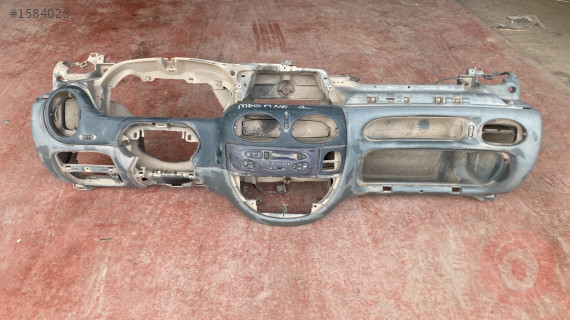 RENAULT MEGANE 1 TORPİDO + TORPİDO KAPAĞI
