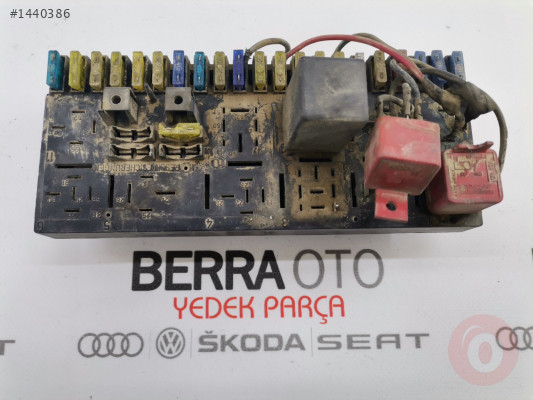 AUDİ 80 SERİSİ 100 SERİSİ 1968-1994 SİGORTA KUTUSU 443941822