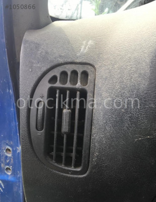 1998 model peugeot 106 çıkma üfleme ızgarası