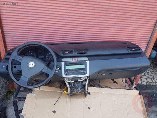 PASSAT B6 TEYP ÇERÇEVESİ ORJ