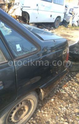 1996 model daewoo racer 1.5 çıkma orjinal sağ arka çamurluk