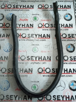 Seat toledo 2013 motor kaput lastiği