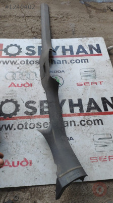 1K5853372 vw jetta sağ iç marşbiyel kaplaması
