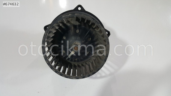 VOLKSWAGEN TRANSPORTER 4 KALORİFER MOTORU HATASIZ