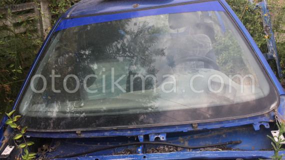 1998 model peugeot 106 çıkma ön cam