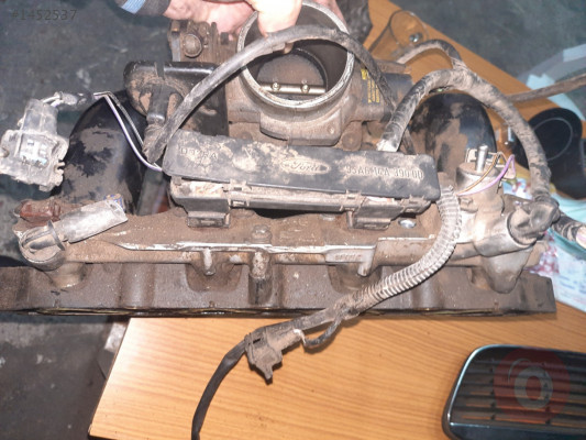 Ford escort 1.8 1.6 benzinli  enjektör tesisatı