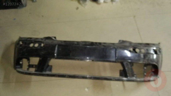 VOLKSWAGEN GOLF 2005 2007 ÖN TAMPON 5M0807217
