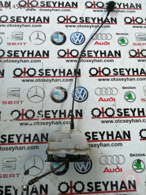 nissan primera 2007 sağ arka kapı kilidi