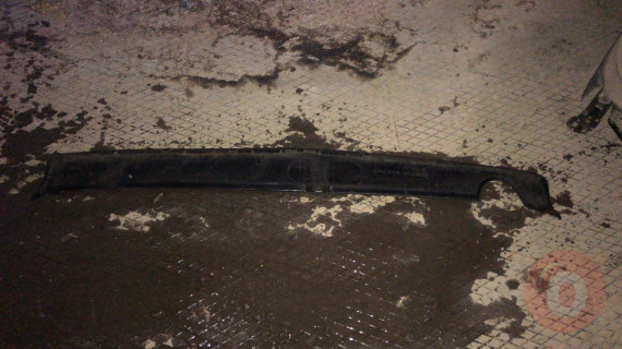 BMW E36 KASA ARKA TAMPON KARLIK