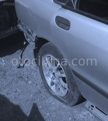2001 VOLVO S40 ÇIKMA 2000 TURBO SAĞ ARKA JANT LASTİK.