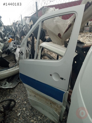 Mercedes Sprinter çıkma ön sol kapı
