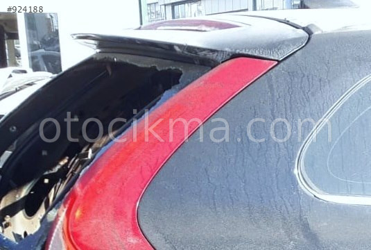 2010 VOLVO XC60 ORİJİNAL BAGAJ SİNYAL LAMBASI.