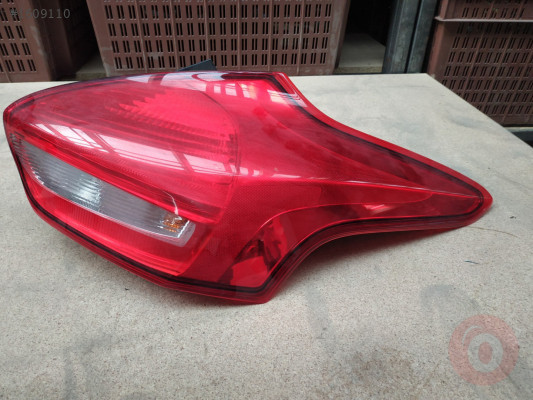 Ford Focus 3 sağ hb arka stop