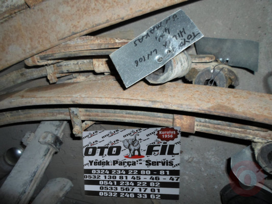 TOYOTA HİLUX LN106 4X4 ÖN MAKAS ÇIKMA