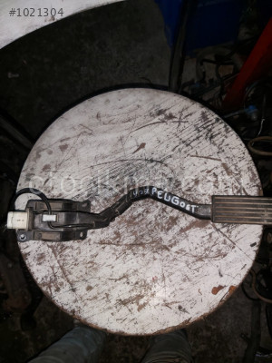 PEUGEOT 407 GAZ PEDALI ÇIKMA PARÇA