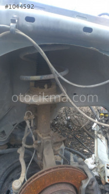 renault laguna 1 çıkma sağ amasör yay kep