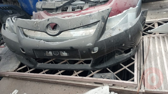 TOYOTA AURİS ÖN TAMPON
