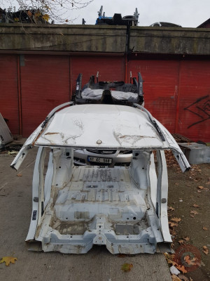 Ford Courier Kesme Tavan Direkli  Orjinal Çıkma
