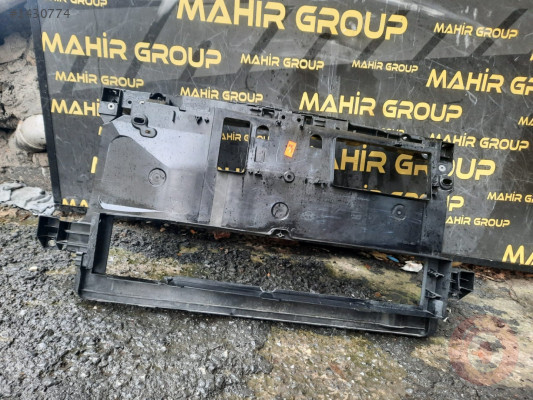 RENAULT MEGANE 4 2020-21  ÖN PANEL ÇIKMA ORJİNAL
