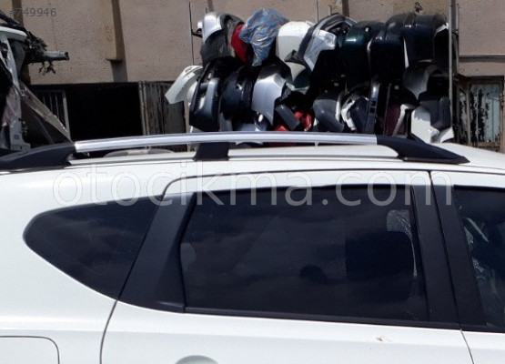 2011 NİSSAN QASHQAİ HATASIZ SAĞ ARKA KAPI CAMI.