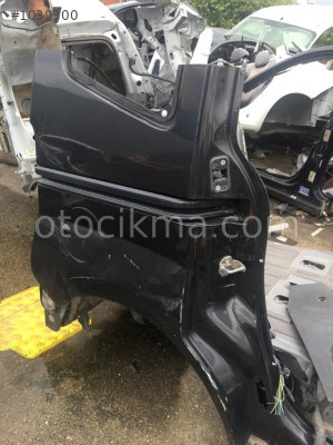 Fiat Fiorino sağ arka çamurluk hatasız orjinal çıkma
